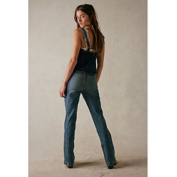 We The Free; Mid rise; Love Stone; Bootcut Jeans; Size 27 - Picture 7 of 7